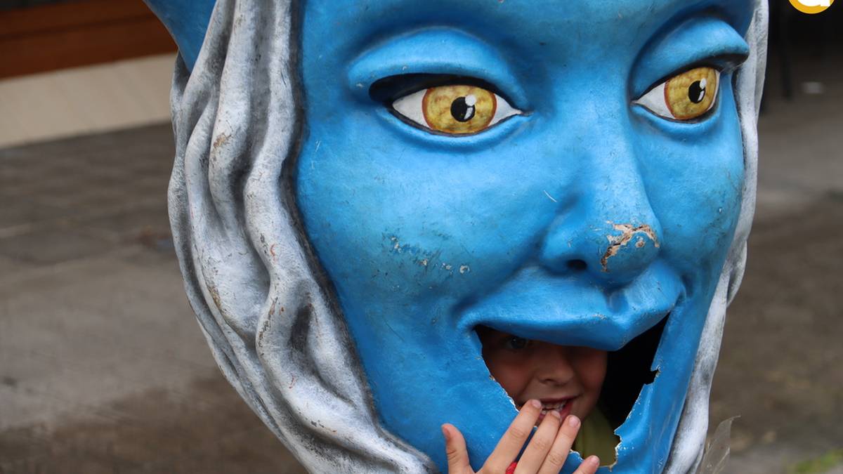 Haurren bizipozak eman die hasiera festei