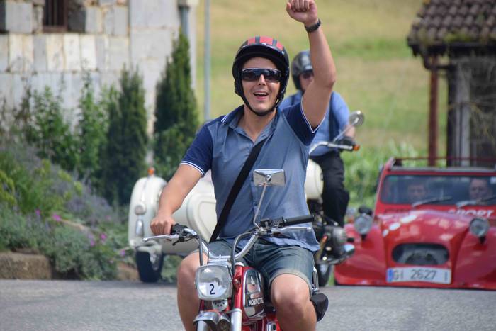 Motor eta errugbi zaleen bil 166 1535806299955