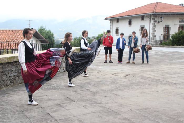 Belauntza festak San Joan Eguna 1 1466771487217