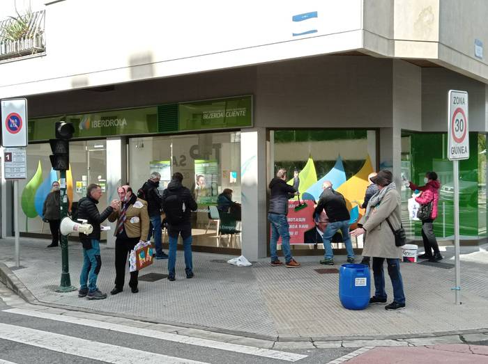 Pentsiodunen mugimendua, Ibe 8 1636449029728