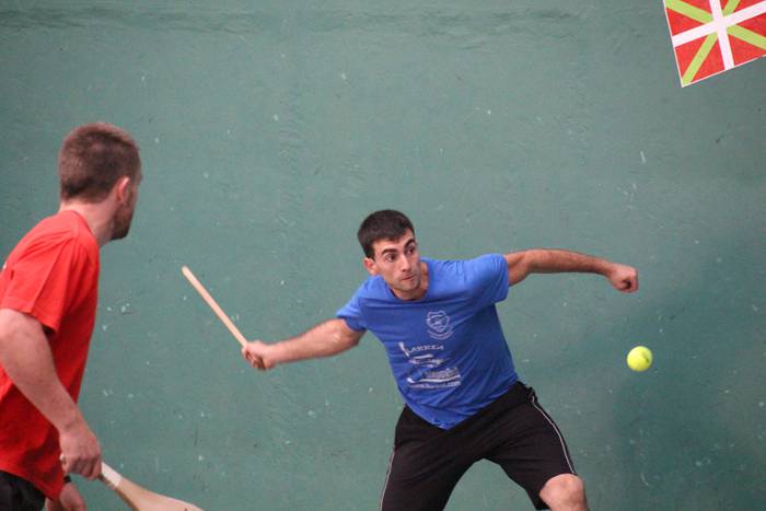 Ikuskizun handia ikusi da Bidaniako frontoian 3 1472230237179