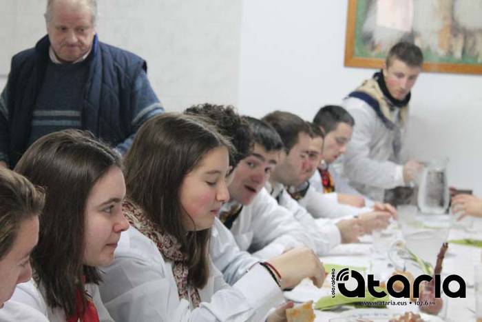 Talaiak tanten azpian ere da 43 1518354081219