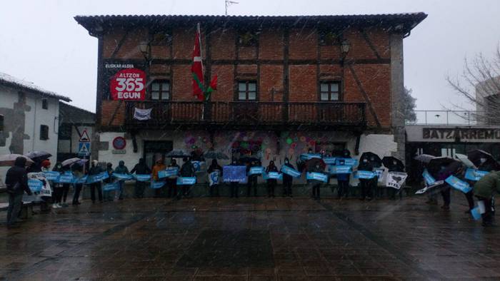 2.000 pertsona baino gehiago 5 1610225150766