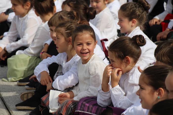 Suziria lehertzearekin bater 10 1494695583202