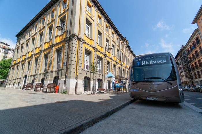 Bihar aldaketak izango dira Tolosako Hiribusaren ibilbidean