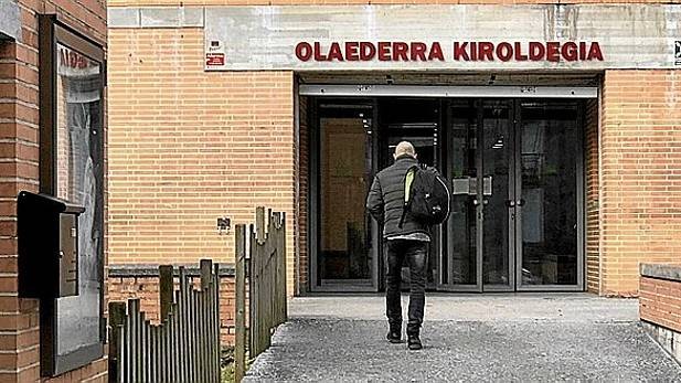 Olaederra kiroldegiko ikastaroetan izena emateko kanpaina martxan da