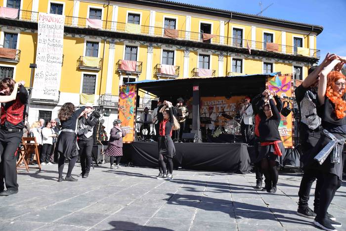 Zaldunita 2019. Karrozak eta 55 1551627025411