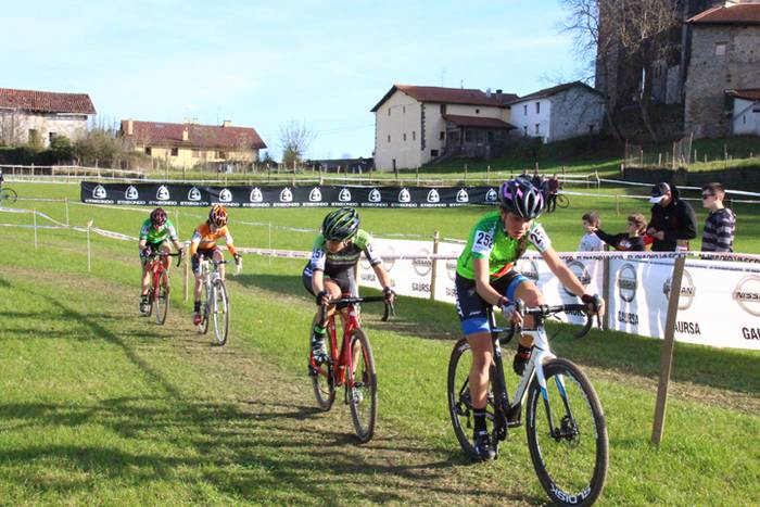 ASTEASUKO ZIKLO KROSA 2016 18 1481214975205