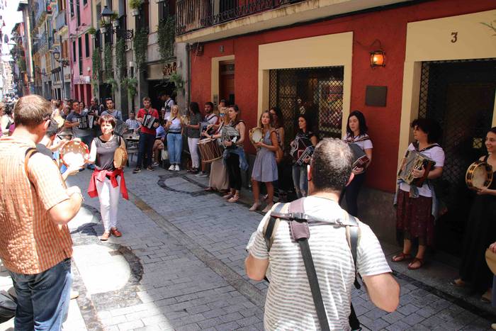 Triki hotsek alaitu dute Tol 32 1559490868073