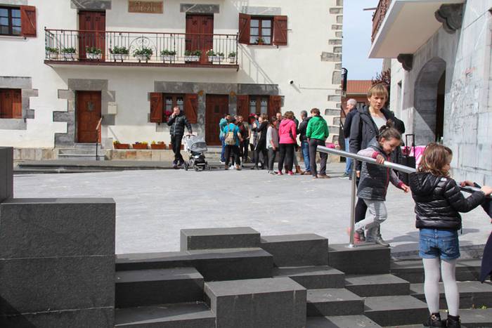 Korrika Eguna Adunan 13 1490533367651