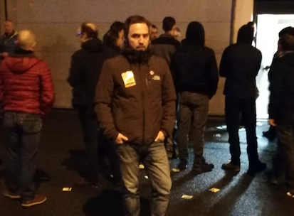 "Prekarizazio prozesu batean gaude eta bizitza erdian jarri behar dugu"