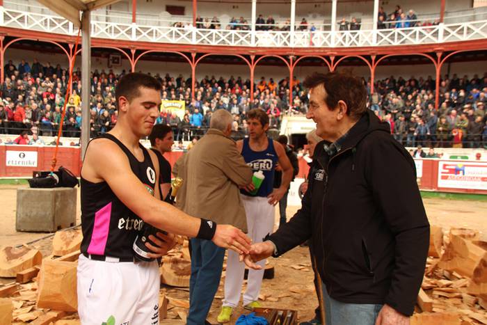 Iker Vicente eta Arria V.a 76 1523191003262