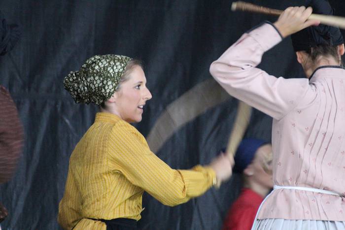 Irurako festak 2015 buruhandiak 49 1443465702793