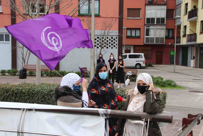 Emakumeen Mundu Martxa eskua 49 1613827705063