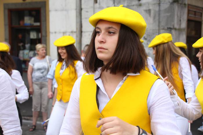 Lizarrez apaindutako kaleeta 35 1498311360923