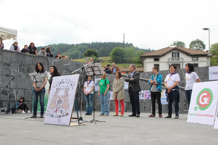 Ikaztegietako Eskola Txikiak Festa 5 1465744458842