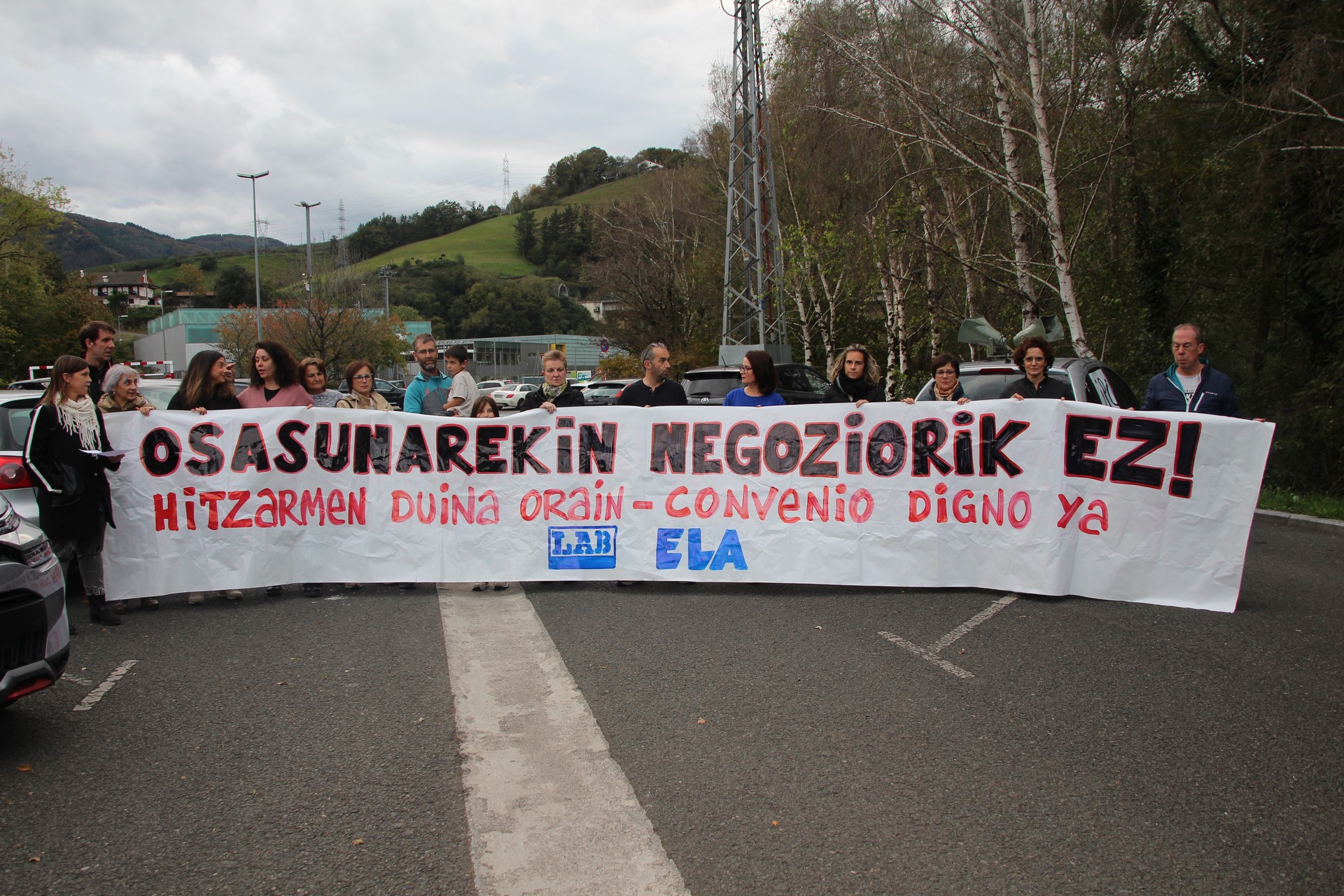 Hiru greba egun gehiago deitu dituzte azarorako