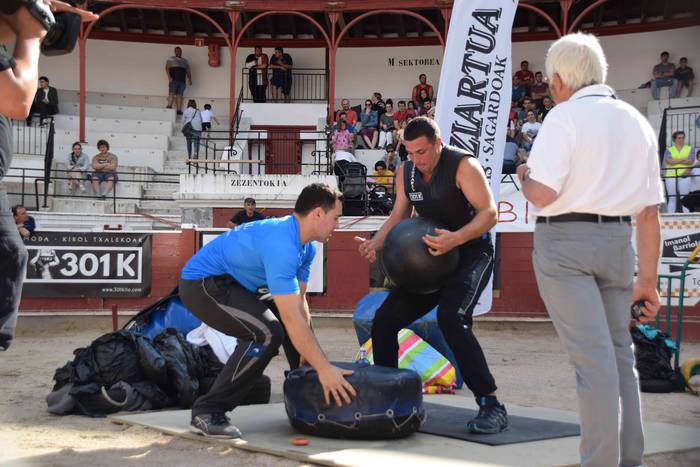 V. Gizonezkoen Euskal Pentat 16 1653767387192