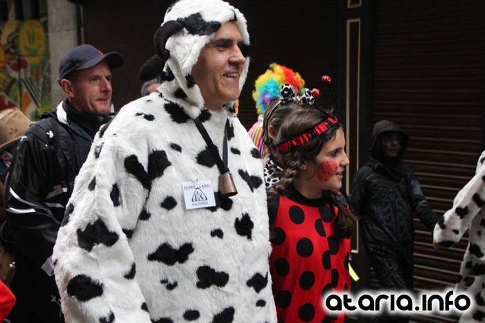 inauteriak 2016 zaldunita zezen plaza 12 1454867178256