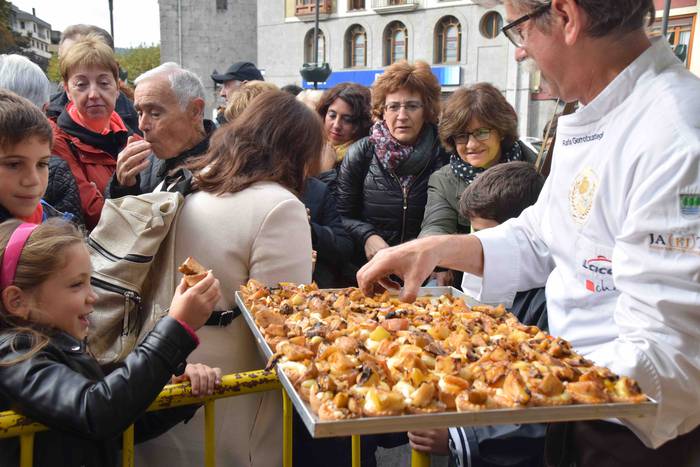 XXV. Tolosa Goxua azoka 31 1540640483229