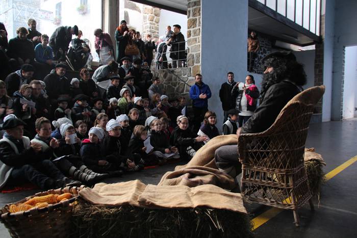 Menditik jaitsi da Olentzero 3 1482586409242