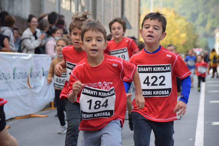 Gozatu egin dute txikienek S 21 1634039486869