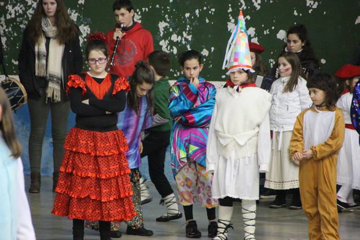 Hotzari aurre egiteko, dantz 3 1517596105074