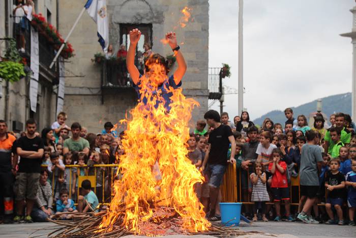 Momentu bereziaren zain 32 1498245414543