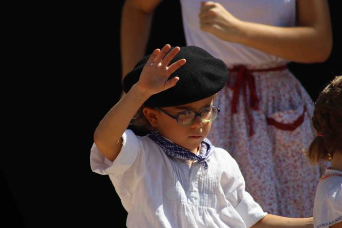 Dantzan igaro dute goiza Liz 58 1630841489989