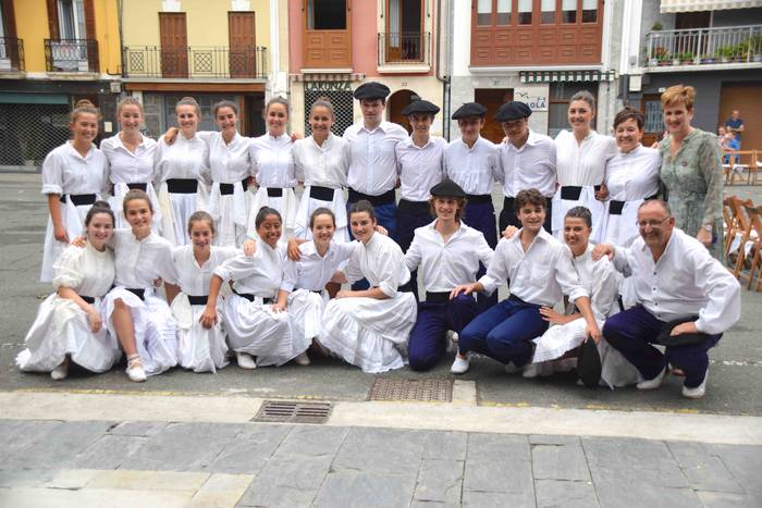 soka dantza santioak villabo 1 1532542463036