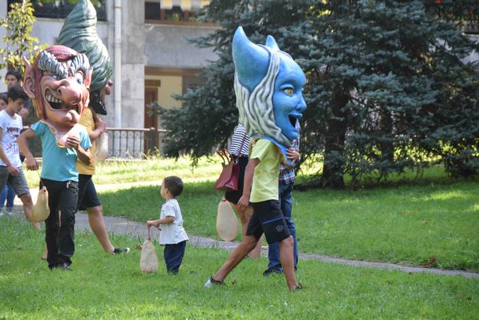 Tolosako Izaskun auzoko jaia 2 1536403232167