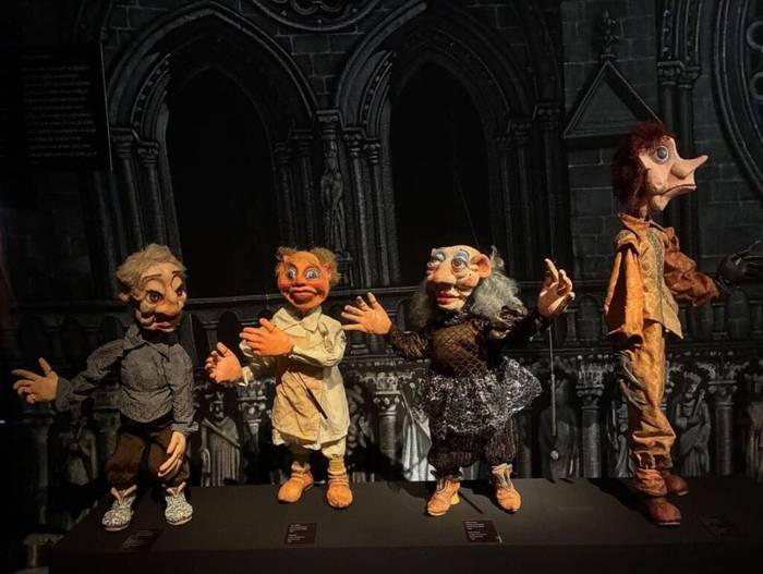 Erakusketa. 'Txotxongilo kontzientea'.