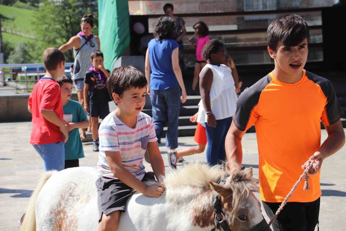 Festak hasteko, poniak eta z 27 1566993984880