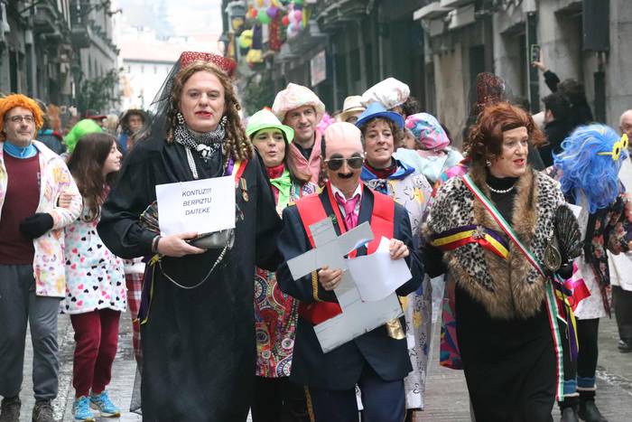 Dianak esnatu du Zaldunita 14 1551612293824