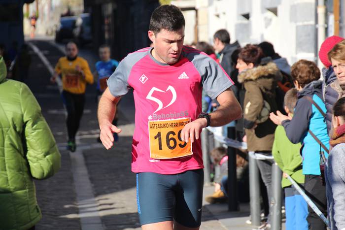 II. Kros solidarioa Asteasun  53 1483883773582