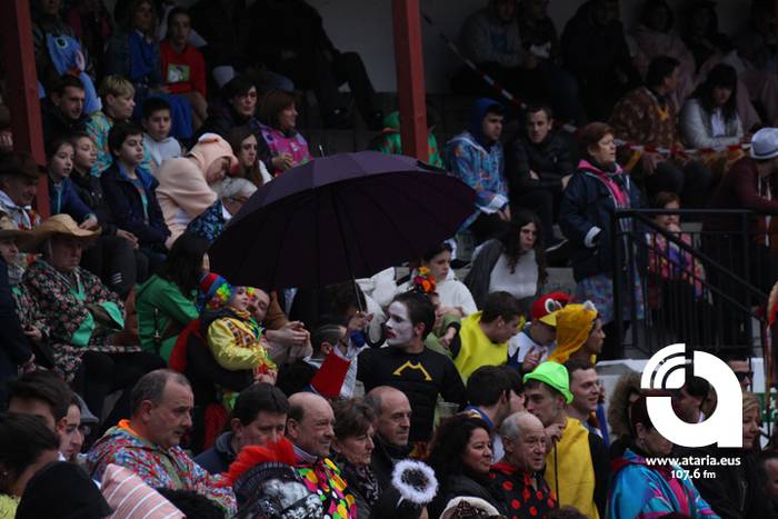 Zezenak adarrak okerrak ditu 70 1488277564010