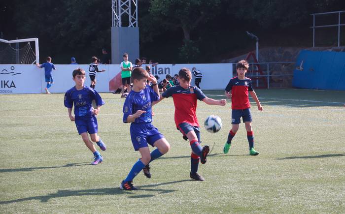 Manu Muriel Oroimenezkoa, larunbatean, Arratzainen