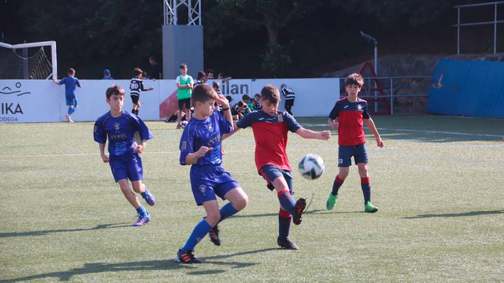 Manu Muriel Oroimenezkoa, larunbatean, Arratzainen