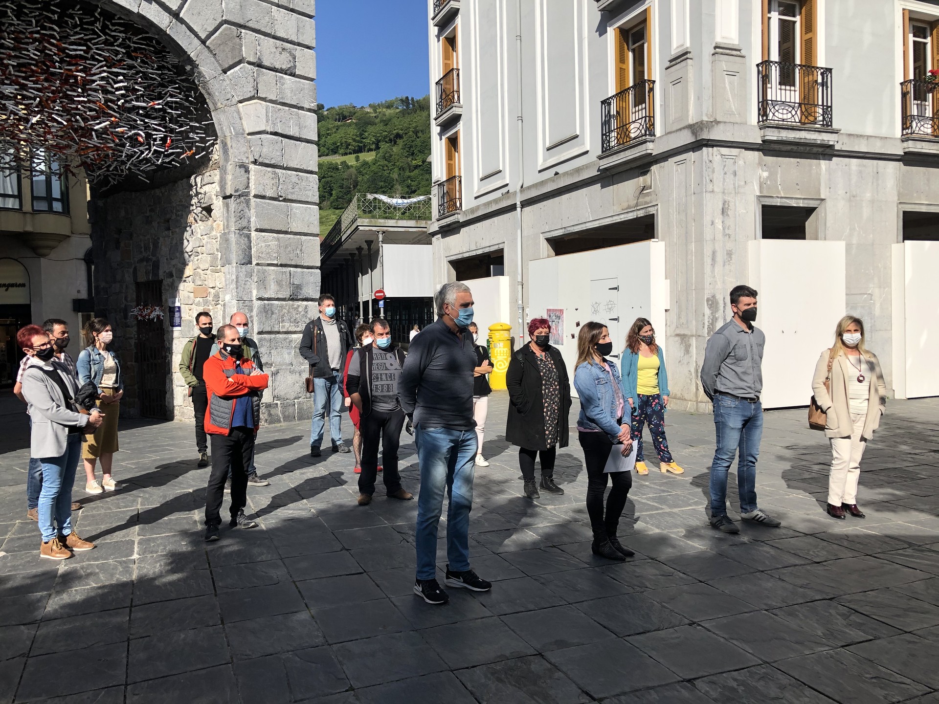Eskualdeko alkateak ekainaren 9an bilduko dira Sagarduirekin