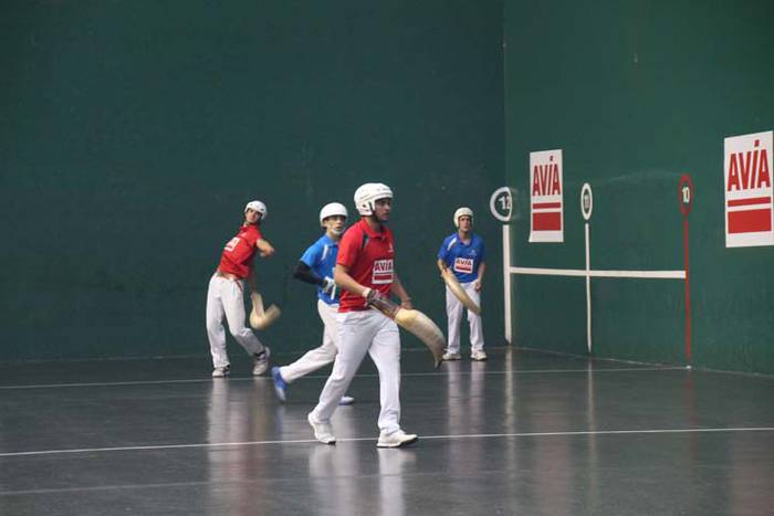 ZESTA PUNTA ELOLAREN OROIMEN 1 1512735282147