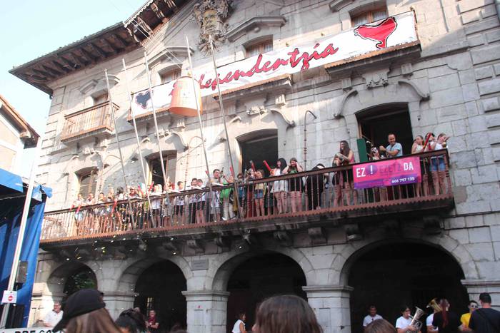 Alegia Karmen festak, txupin 63 1657821435407