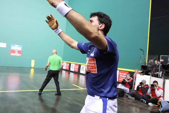 Final baten maila, baita har 54 1574026380921