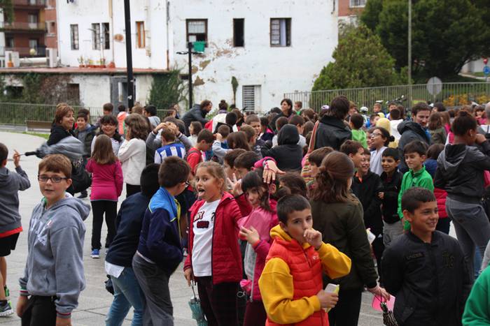 MUGIKORTASUN ASTEA 2017 18 1506081229203