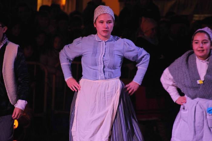 Errege magoen desfilea tolos 120 1546717686455