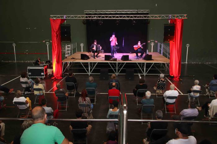 'Hezurbeltzak' Zizurkilen 18 1597429084563