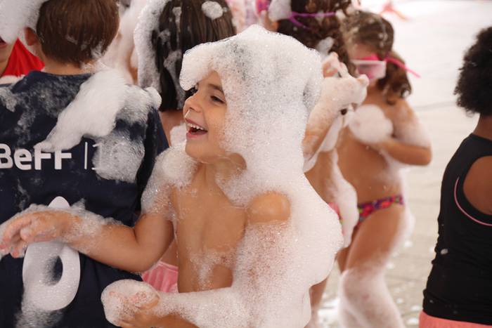 Afar festa txikien gozamener 13 1504784594737