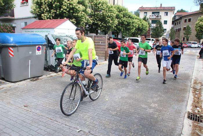 Asteasu San Pedro jaiak haur 92 1498652365175