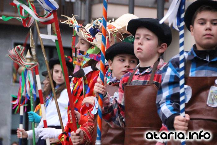 Zaldunita bezperako haur danborrada 131 1454785377534