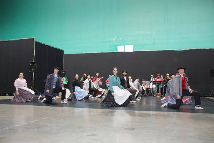 Lizartzako inauteriak 2016 antzerkia 24 1453571684821