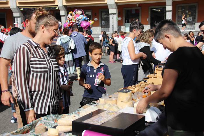 Euskaldunak asetzeko festa 40 1570976333256